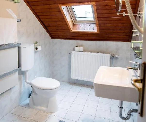 Lux Panzio 4* Szarvas